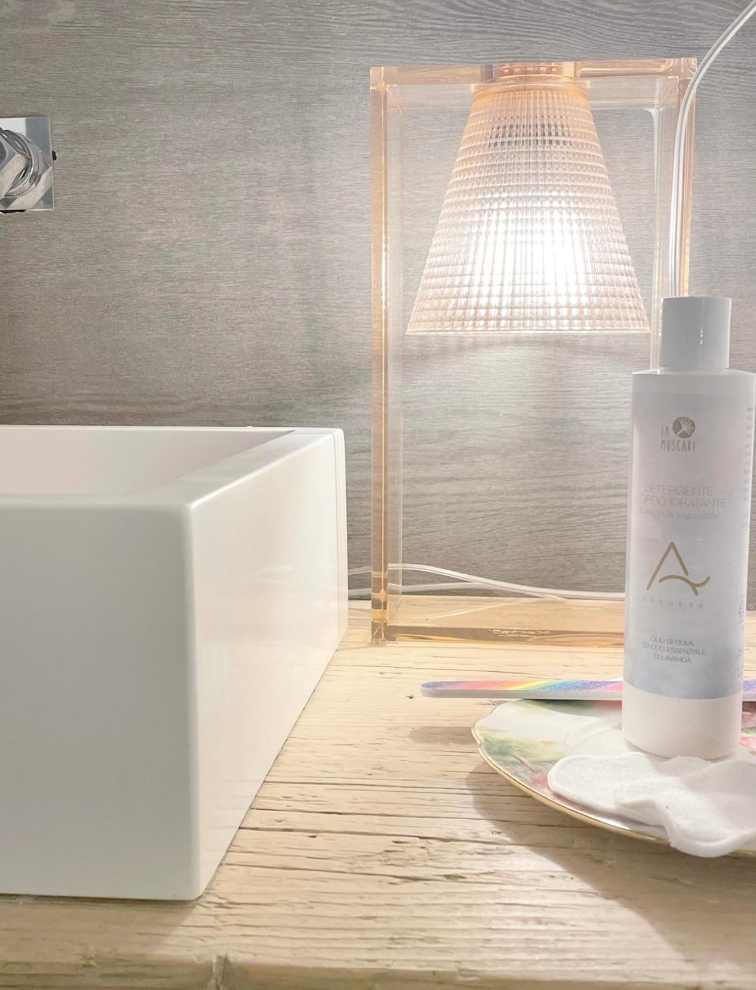 Вилла Agriturismo "Le Cannelle" Spa & Day Wellness Фоссомброне Экстерьер фото